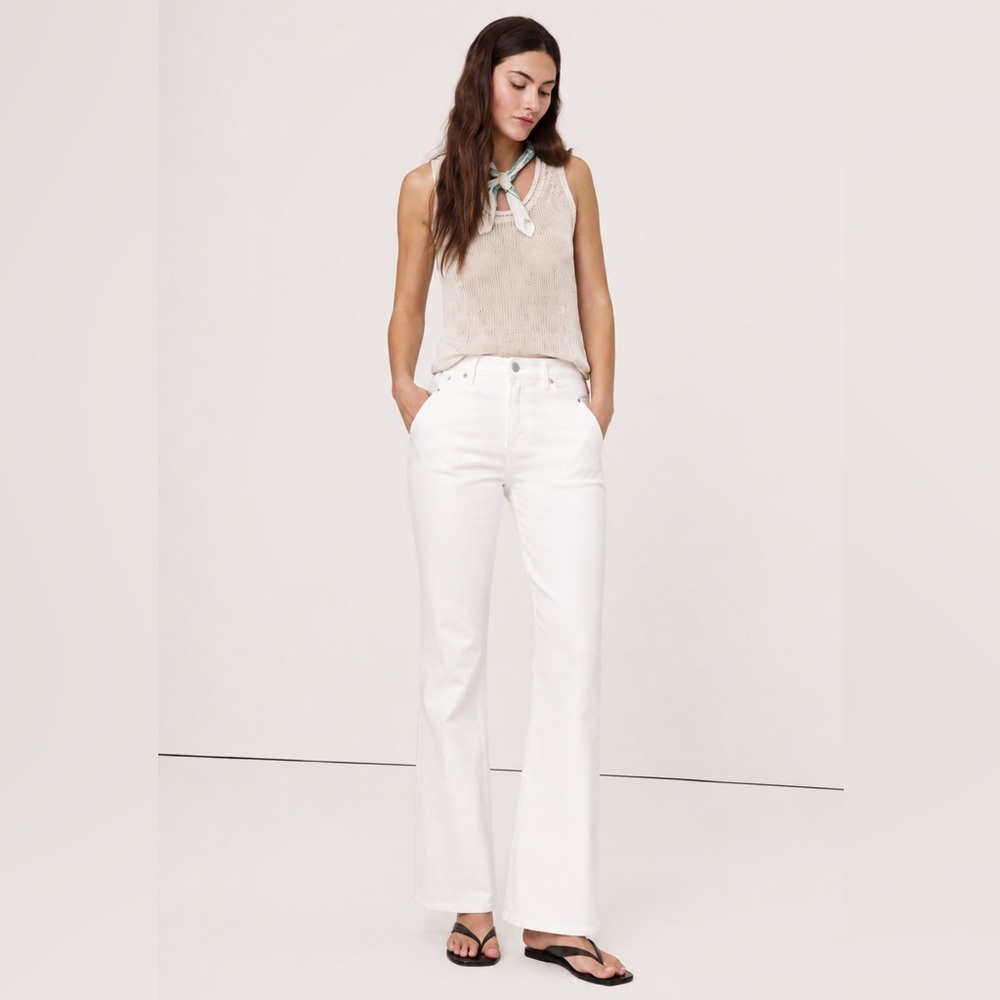 NWT! Banana Republic White High Rise Bootcut Jeans - Size 25 Petite / 0Petite 🖤